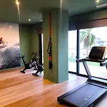 Sunset Cliffs Hotel