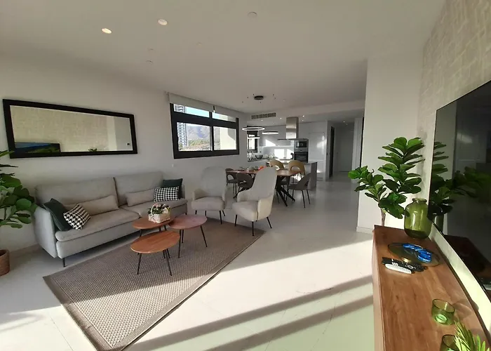 Sunset Cliffs Hotel *