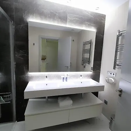 Sunset Cliffs 호텔 *